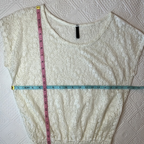 💥💥Nue Options Medium White Lacy Blouse - Picture 11 of 13